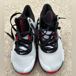 Nike Elevate 3 Basketball Shoes